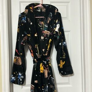 Vera Bradley Harry Potter Hooded Fleece Robe- “Friends at Hogwarts”
